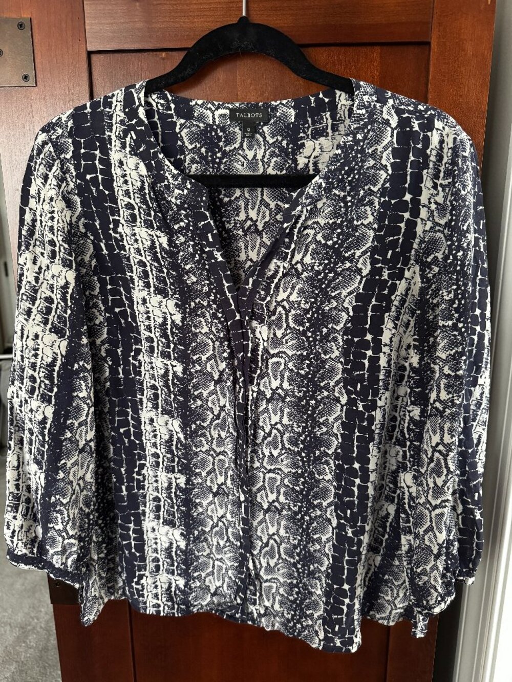 Talbots Silk Blouse Navy/White Print, LS sz 12